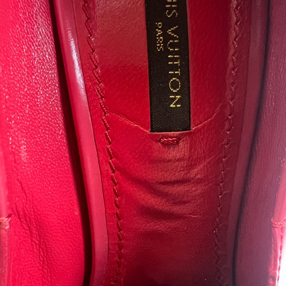 Louis Vuitton Pink Leather pointed toe pumps!  Size 8.5 - Picture 9 of 17